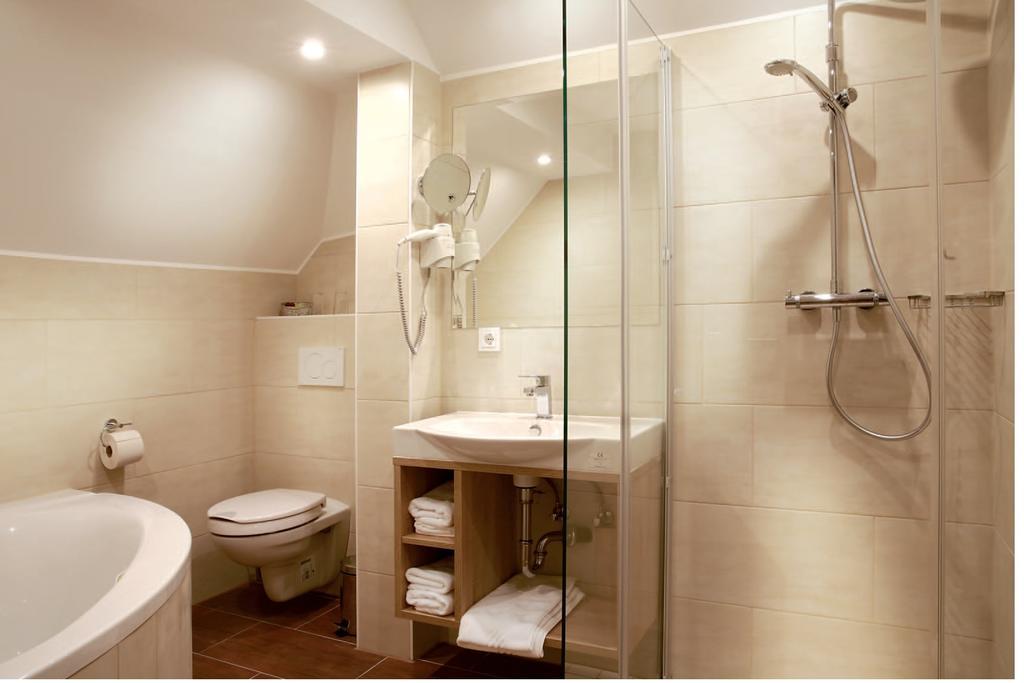 Hotel Schwarzwaldhof Enzklösterle Pokoj fotografie